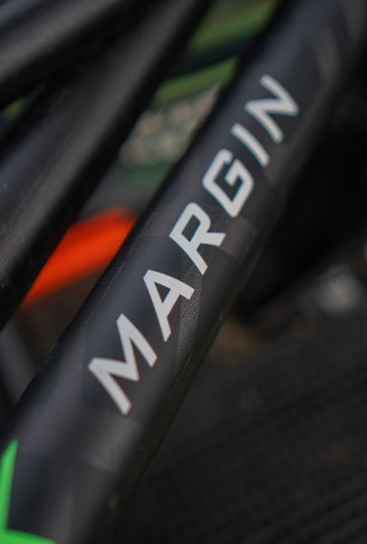 MV-RXX 9.0m MARGIN POLE ( FULL PACKAGE )